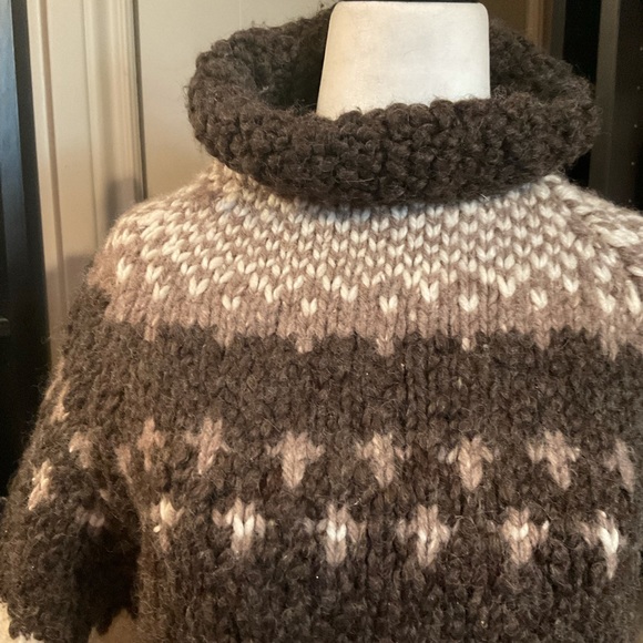 “HAND KNIT” Vintage Off White And  Browns Patterned 100 % Wool Sweater. - Picture 3 of 9
